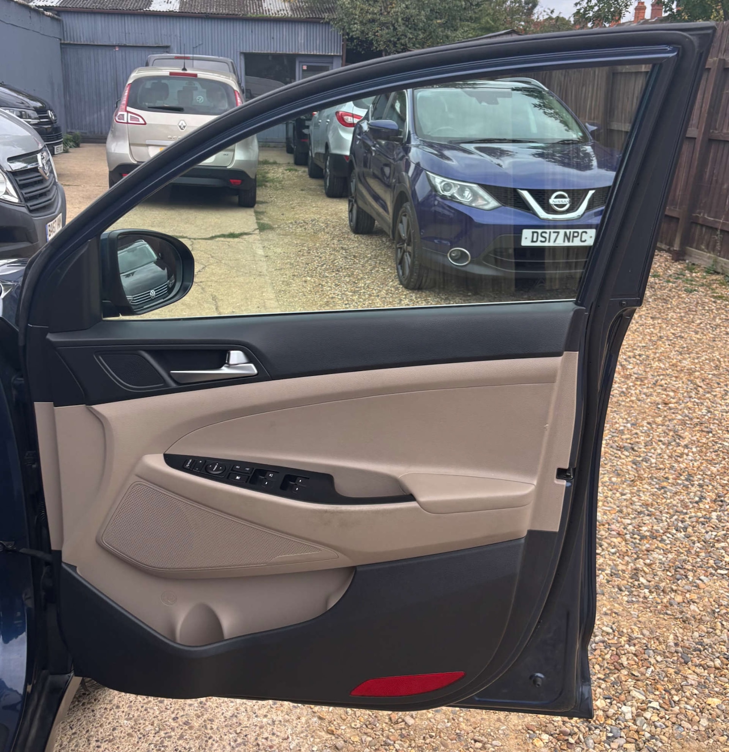 Used Hyundai TUCSON 2017 for sale - 76681848: Photo 41