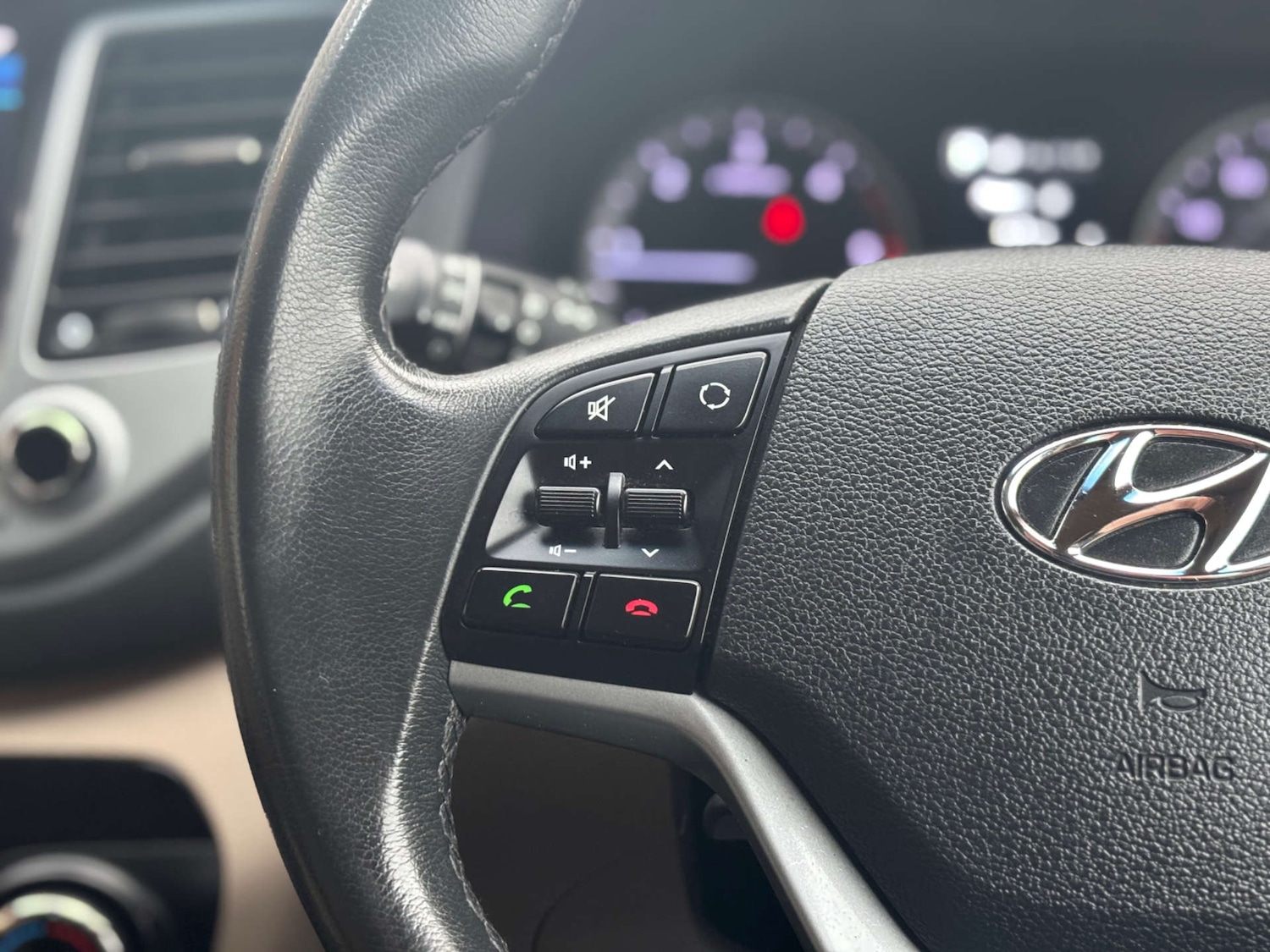 Used Hyundai TUCSON 2017 for sale - 76681848: Photo 54