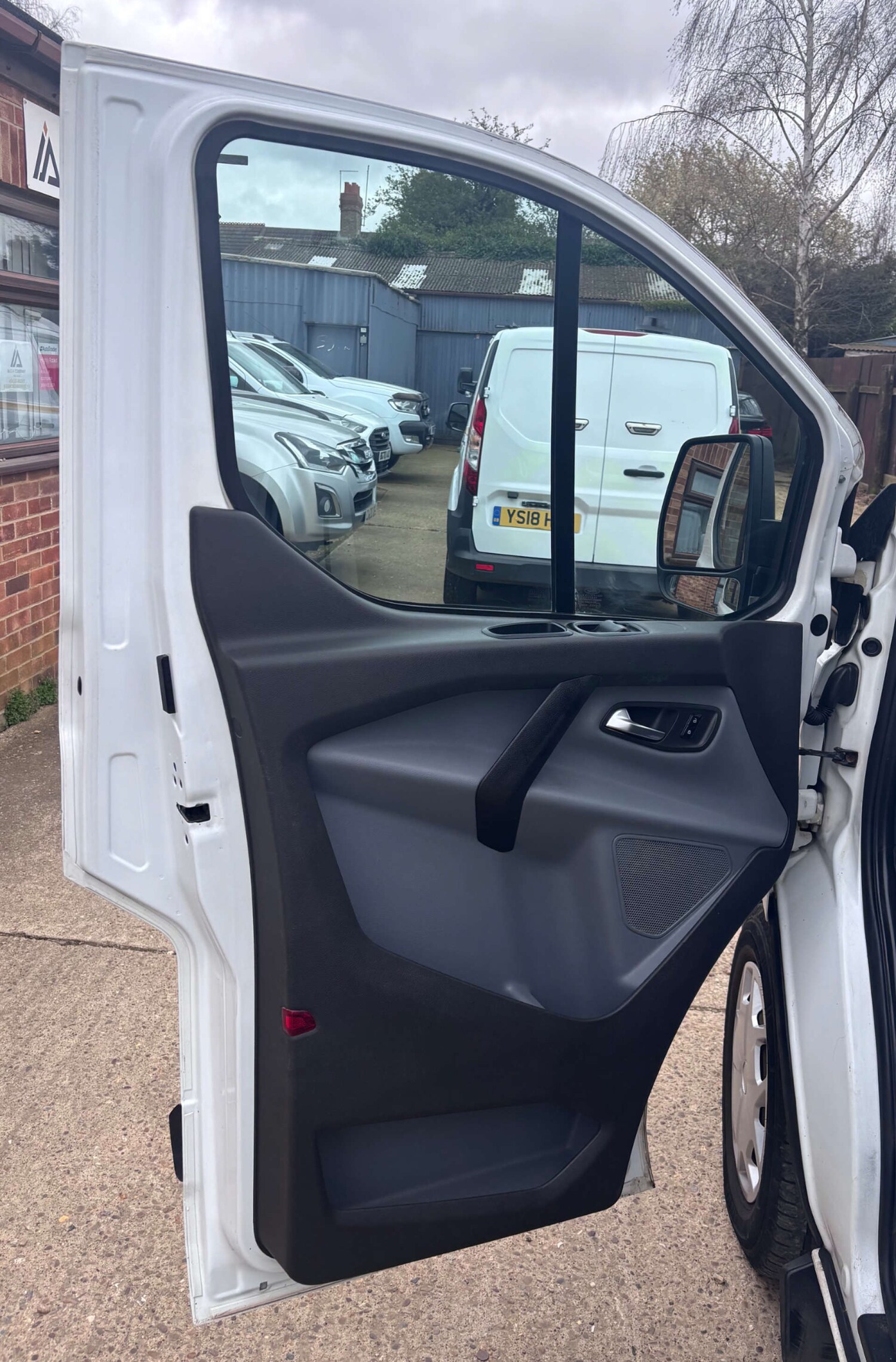 Used Ford Transit Custom 2018 for sale - 78152313: Photo 17