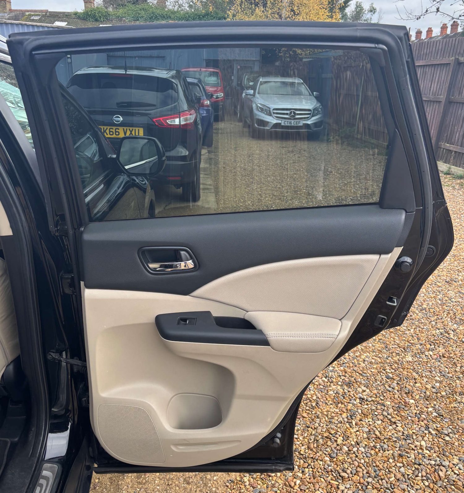 Used Honda CR-V 2015 for sale - 77547679: Photo 26