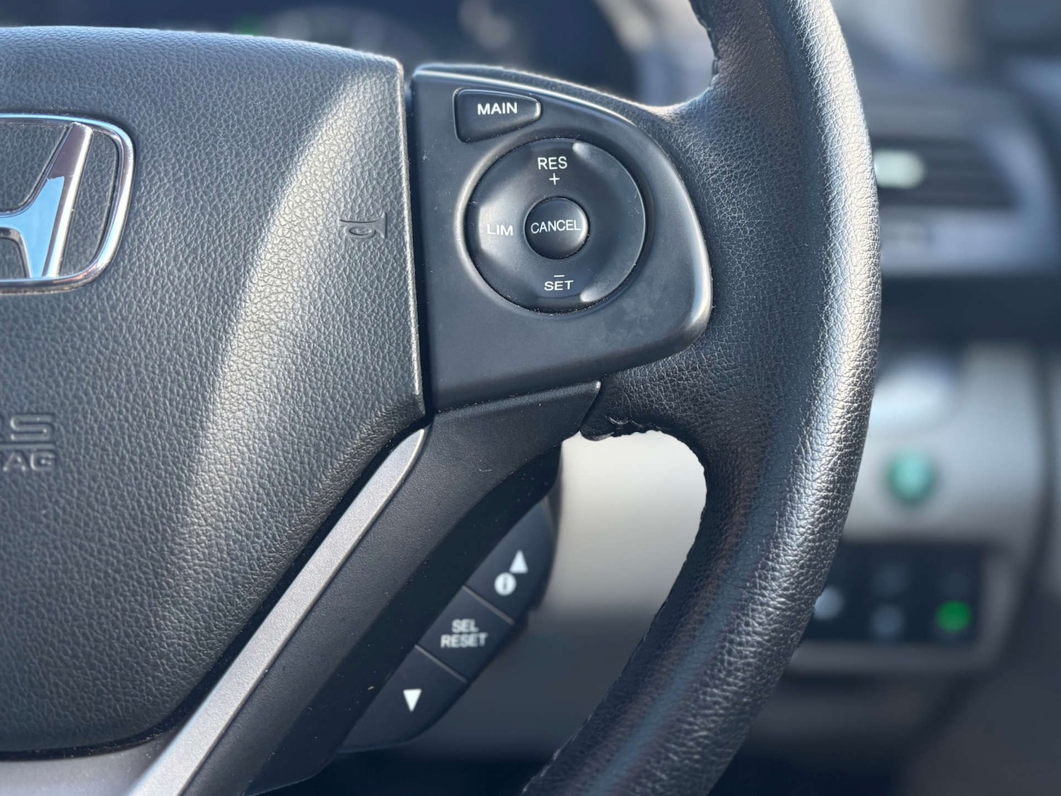 Used Honda CR-V 2015 for sale - 77547679: Photo 52