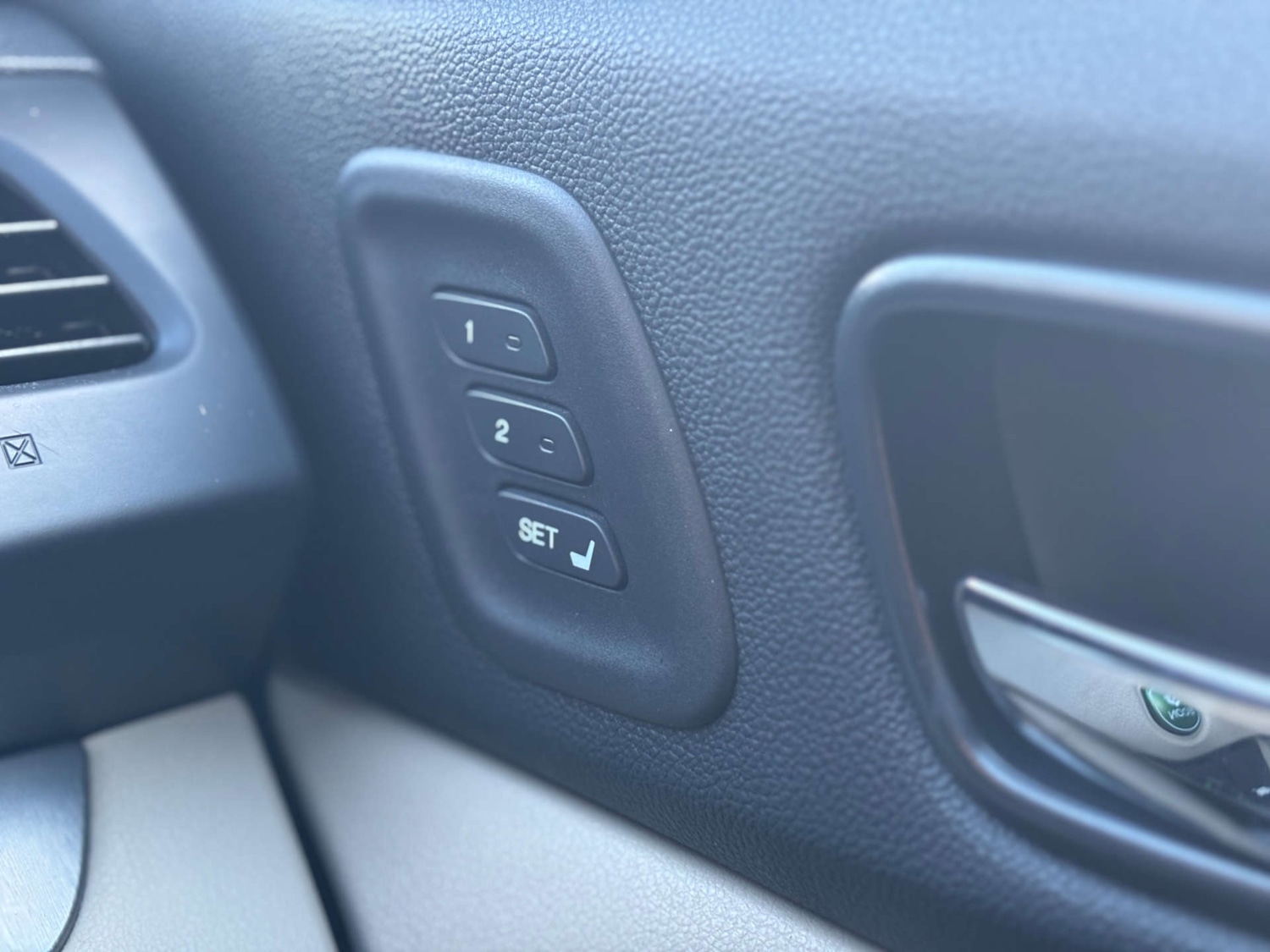 Used Honda CR-V 2015 for sale - 77547679: Photo 54