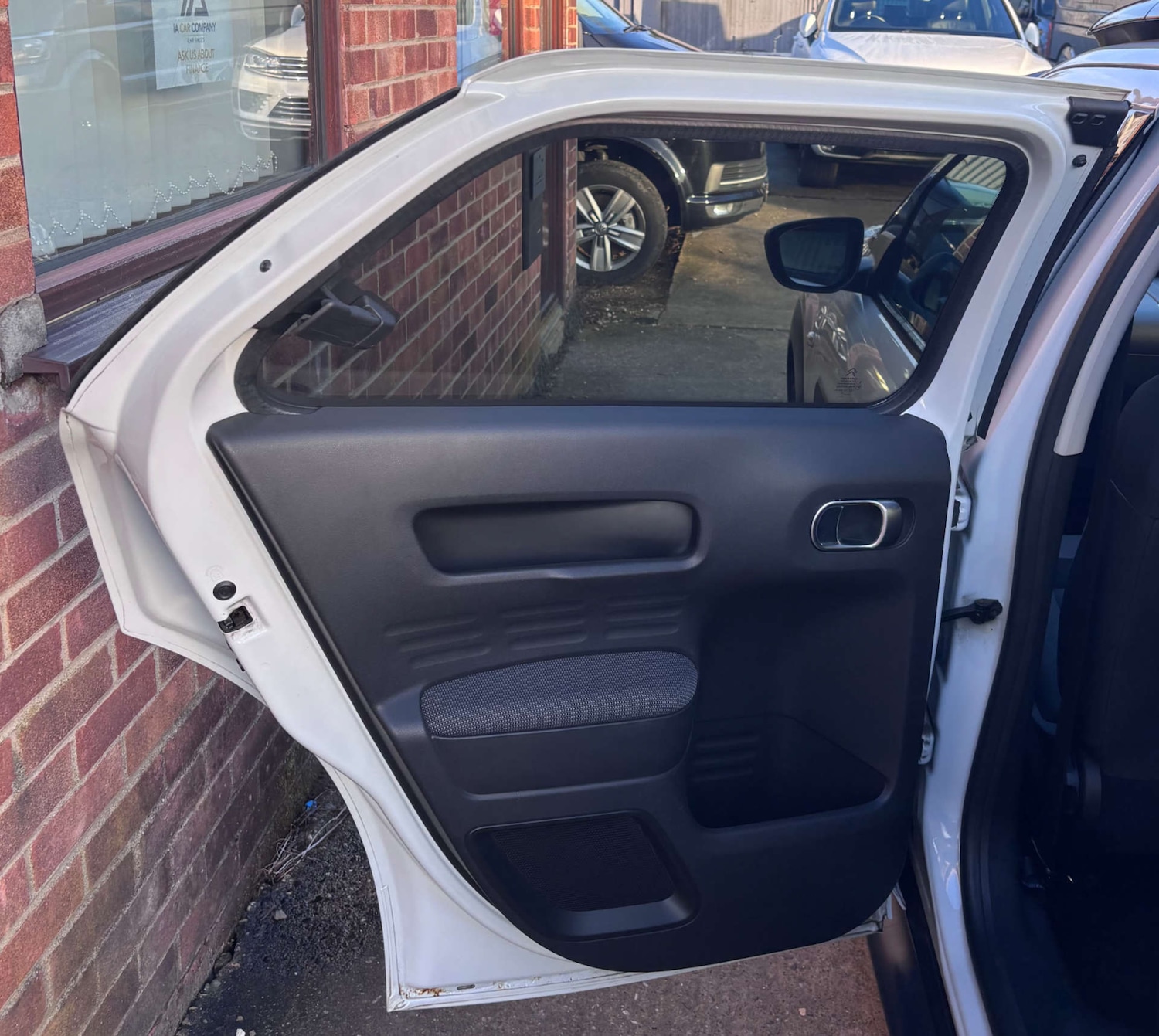 Used Citroen C4 Cactus 2016 for sale - 77578927: Photo 28