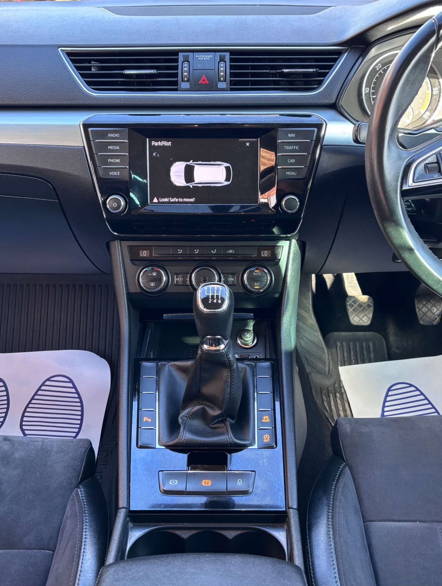 Used Skoda Superb 2016 for sale - 78152308: Photo 41