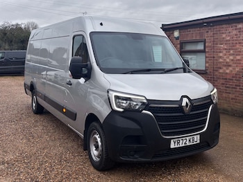 Renault Master feature image