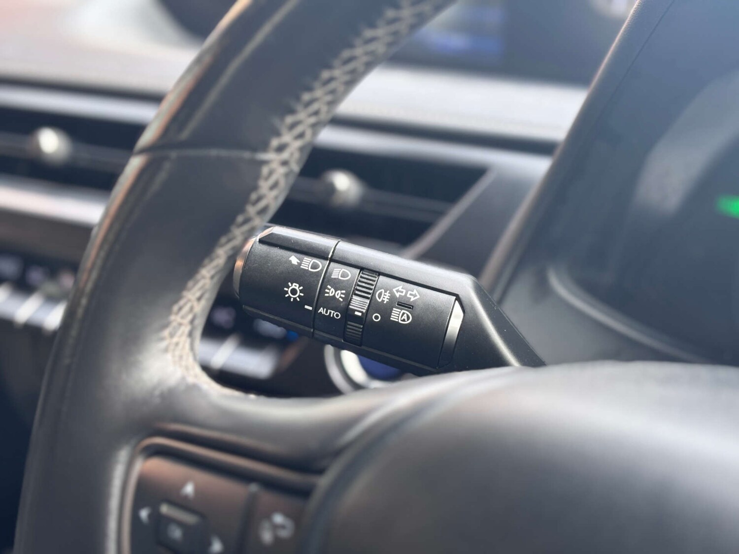 Used Lexus UX 2021 for sale - 78152310: Photo 43