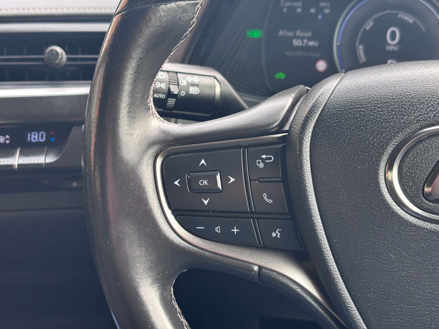 Used Lexus UX 2021 for sale - 78152310: Photo 44