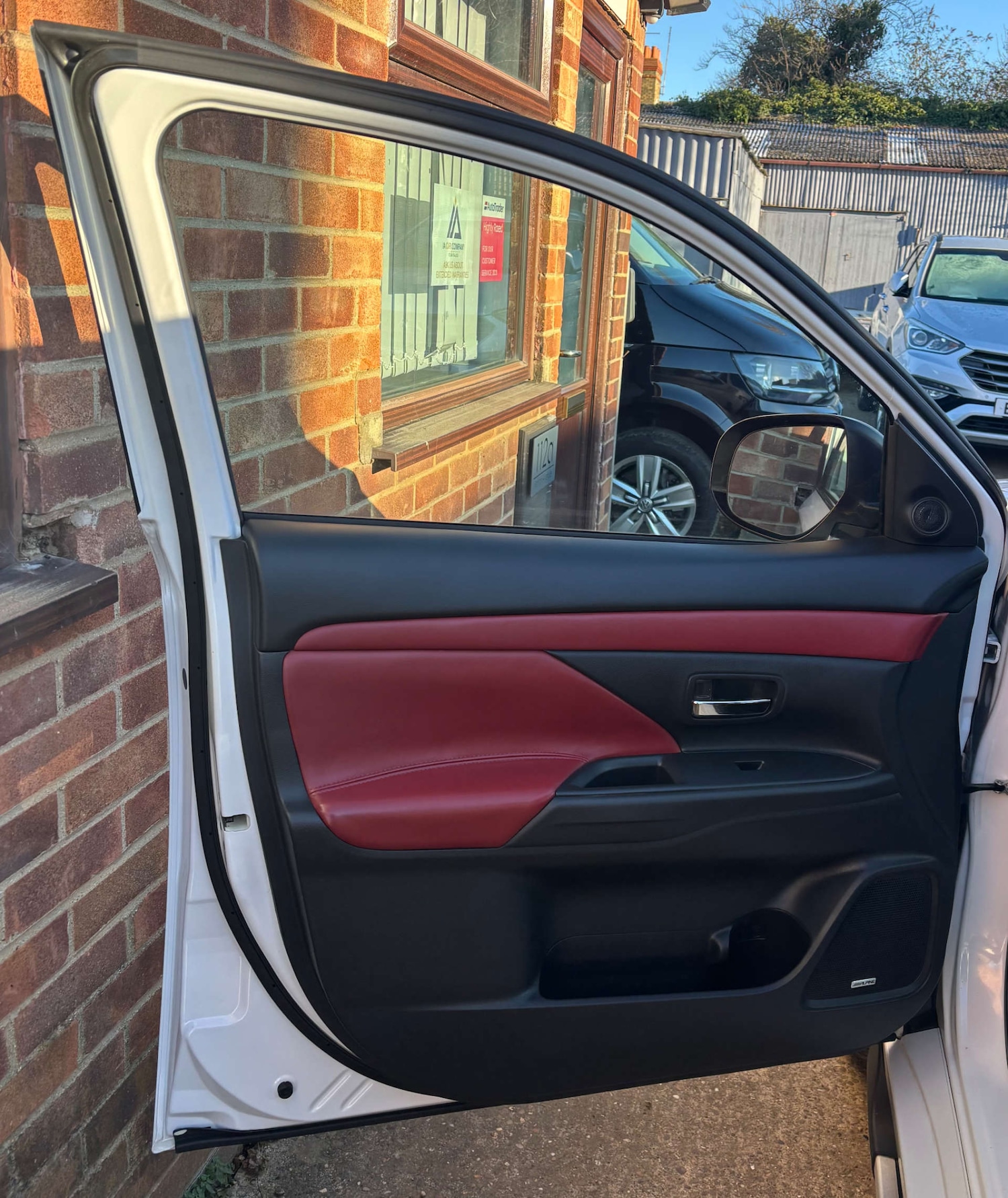 Used Mitsubishi Outlander 2015 for sale - 77170336: Photo 38