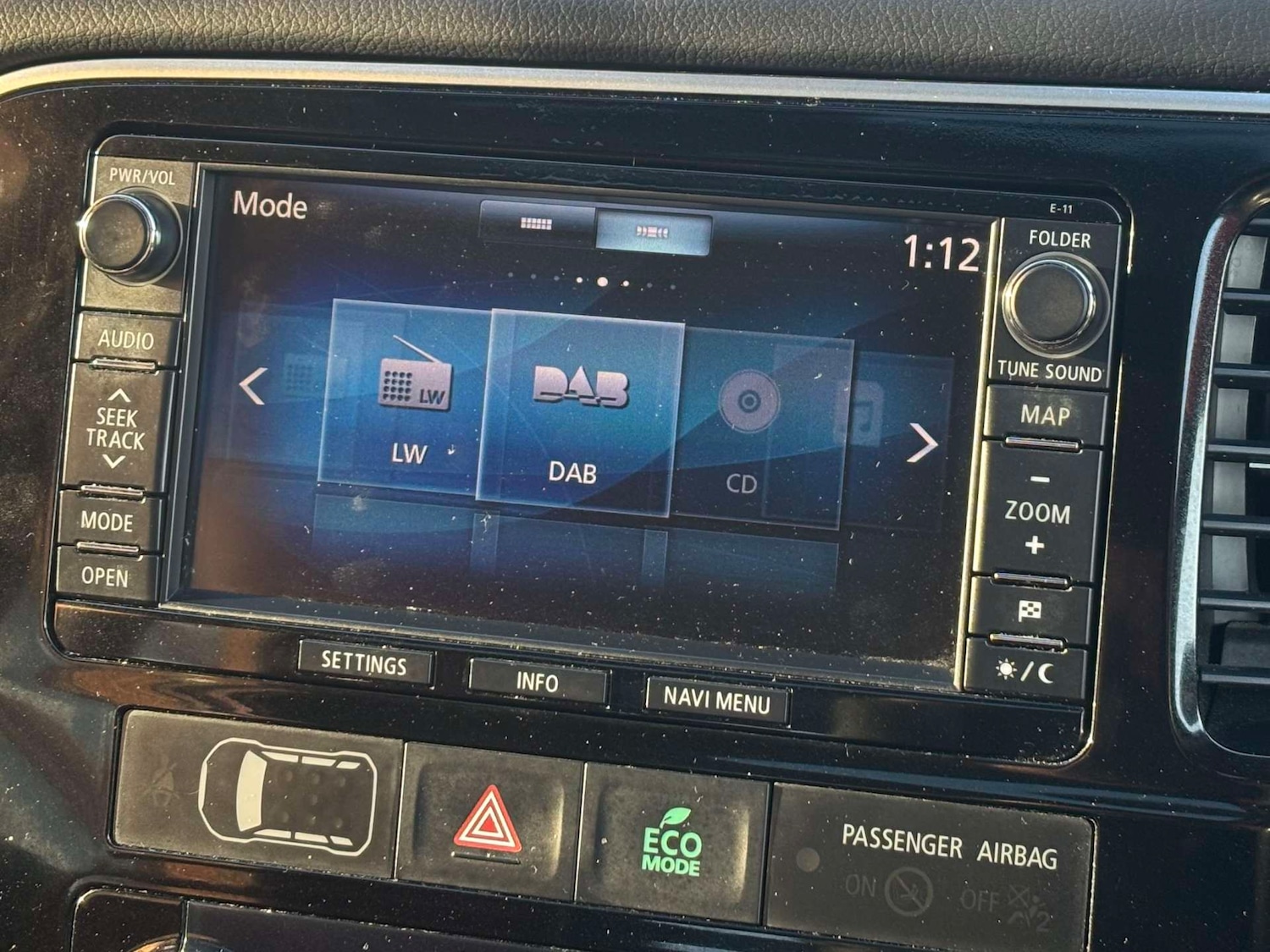 Used Mitsubishi Outlander 2015 for sale - 77170336: Photo 49