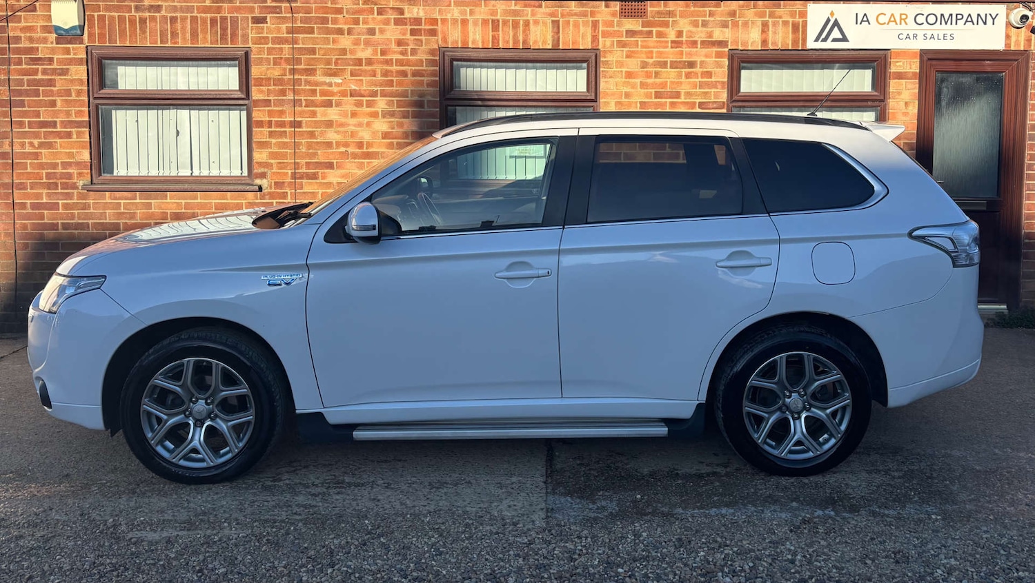 Used Mitsubishi Outlander 2015 for sale - 77170336: Photo 5