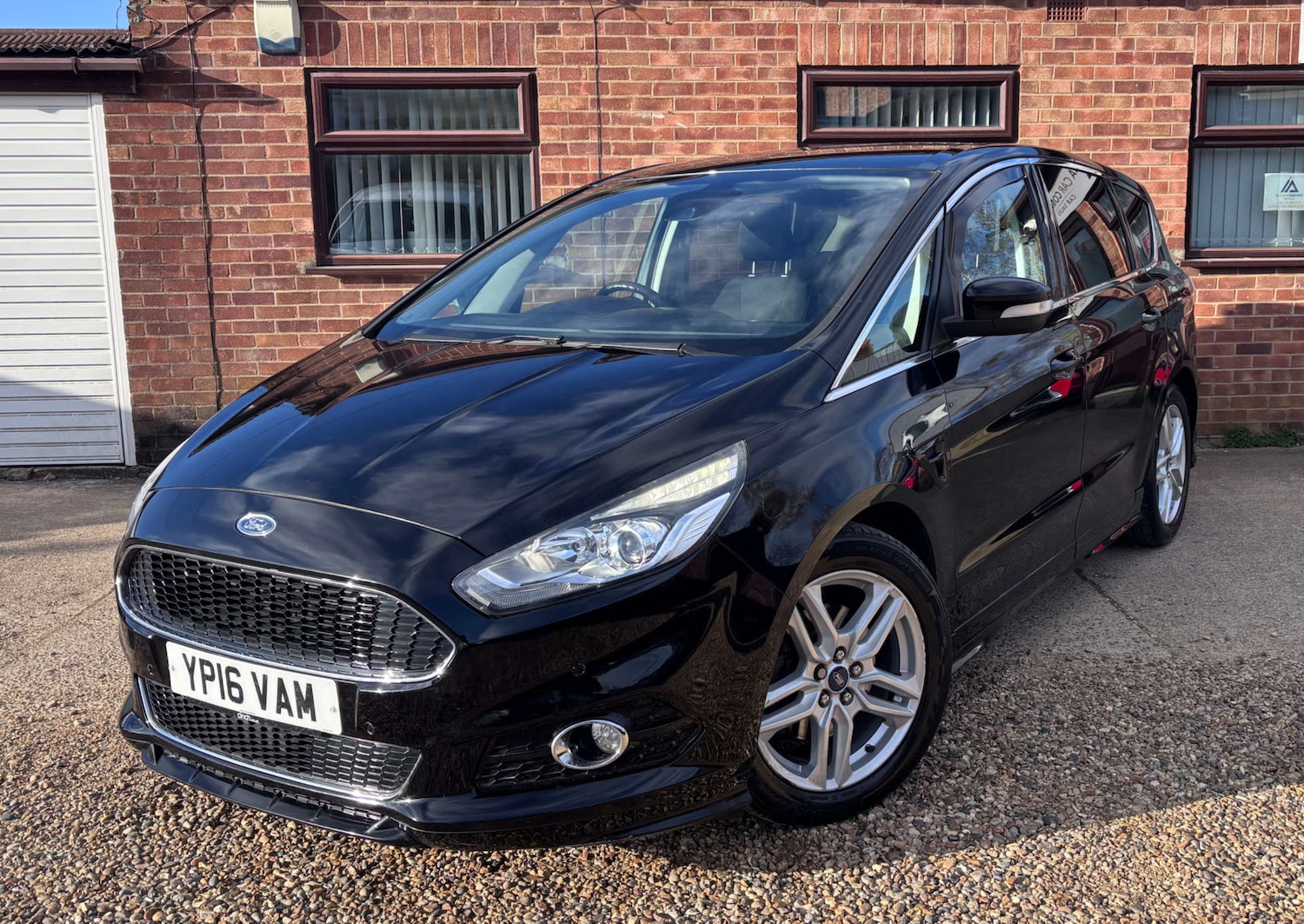 Used Ford S-Max 2016 for sale - 78152304: Photo 18