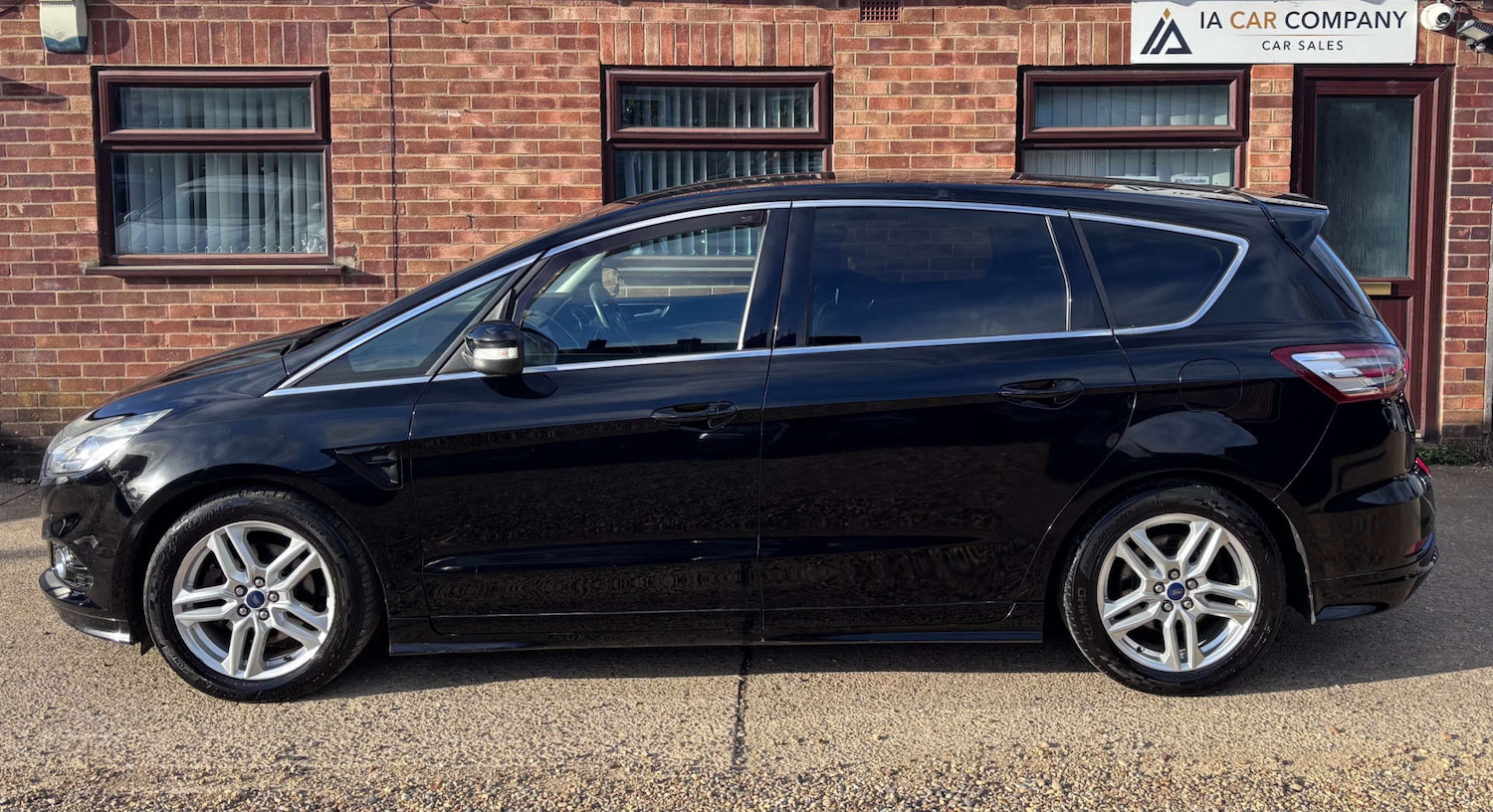 Used Ford S-Max 2016 for sale - 78152304: Photo 4