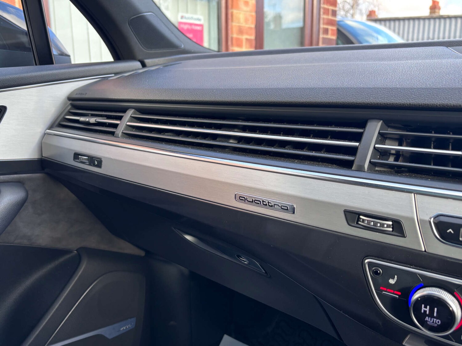 Used Audi Q7 2016 for sale - 77482404: Photo 61