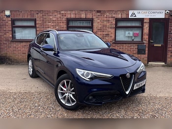 Used Alfa Romeo Stelvio 2018 for sale - 79151064: Photo