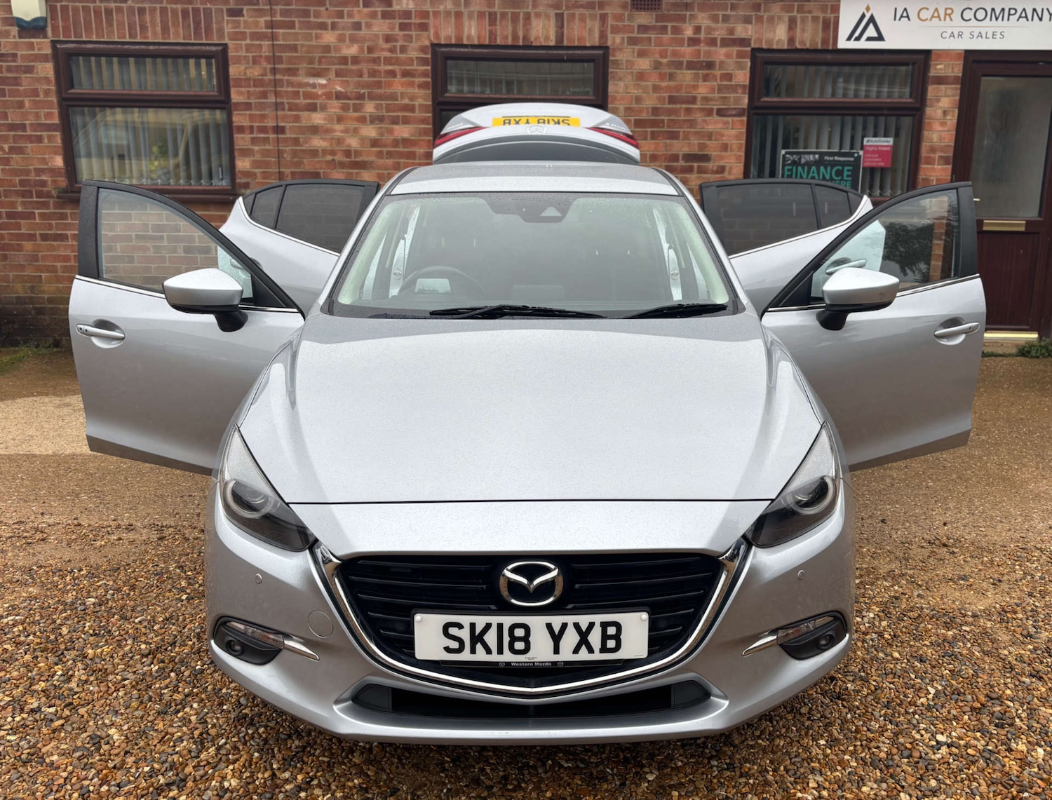 Used Mazda Mazda3 2018 for sale - 76681840: Photo 11