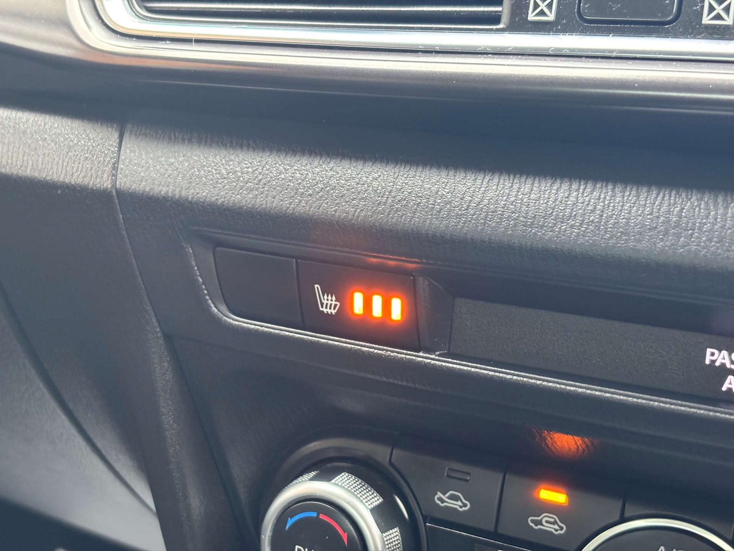 Used Mazda Mazda3 2018 for sale - 76681840: Photo 54