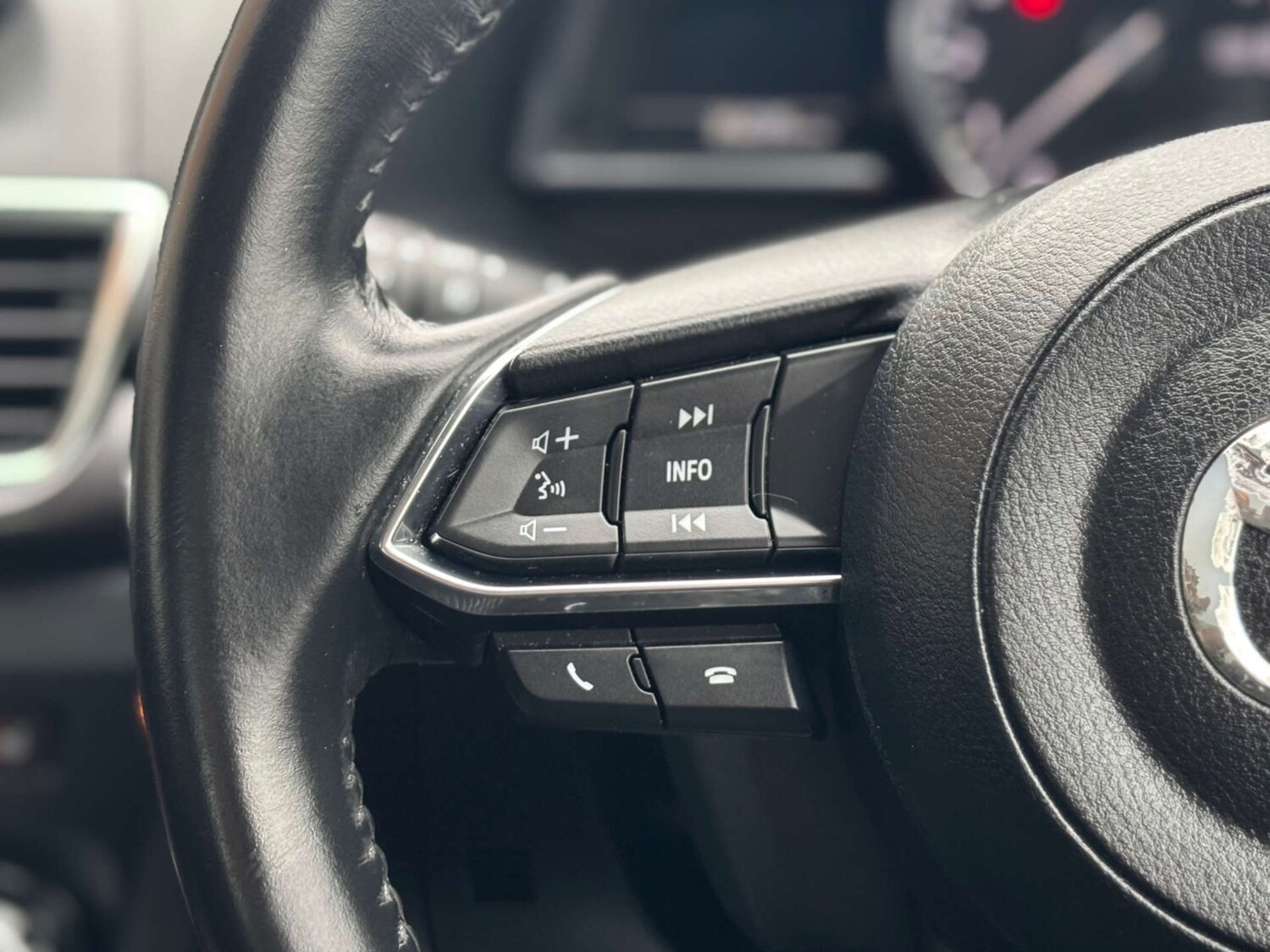 Used Mazda Mazda3 2018 for sale - 76681840: Photo 60