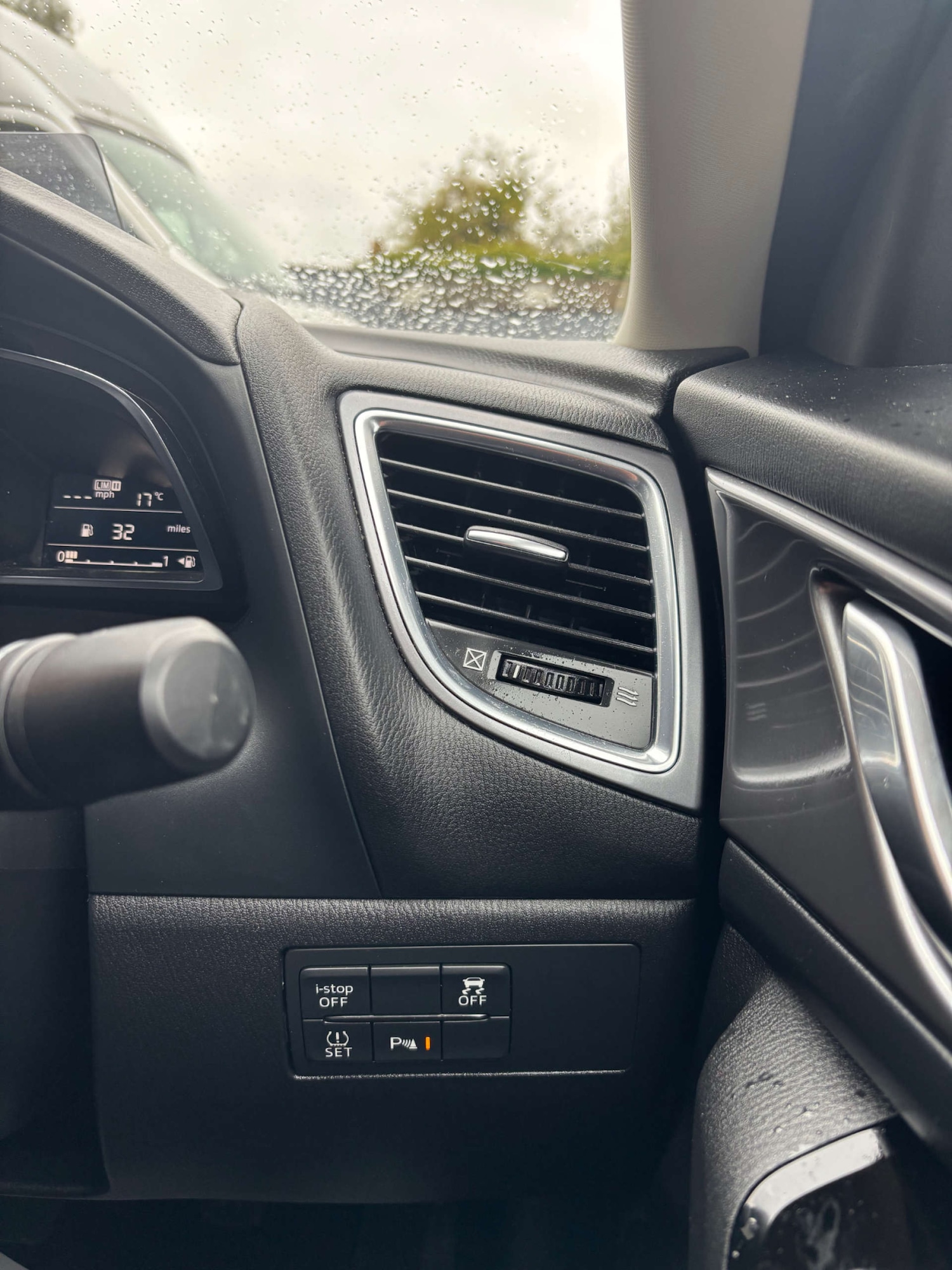 Used Mazda Mazda3 2018 for sale - 76681840: Photo 63