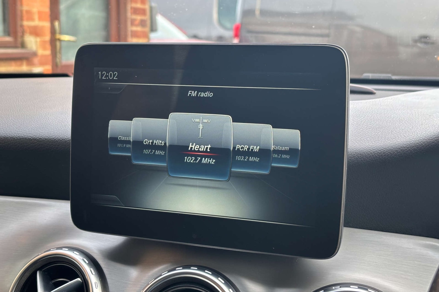 Used Mercedes-Benz GLA 2016 for sale - 77107215: Photo 42