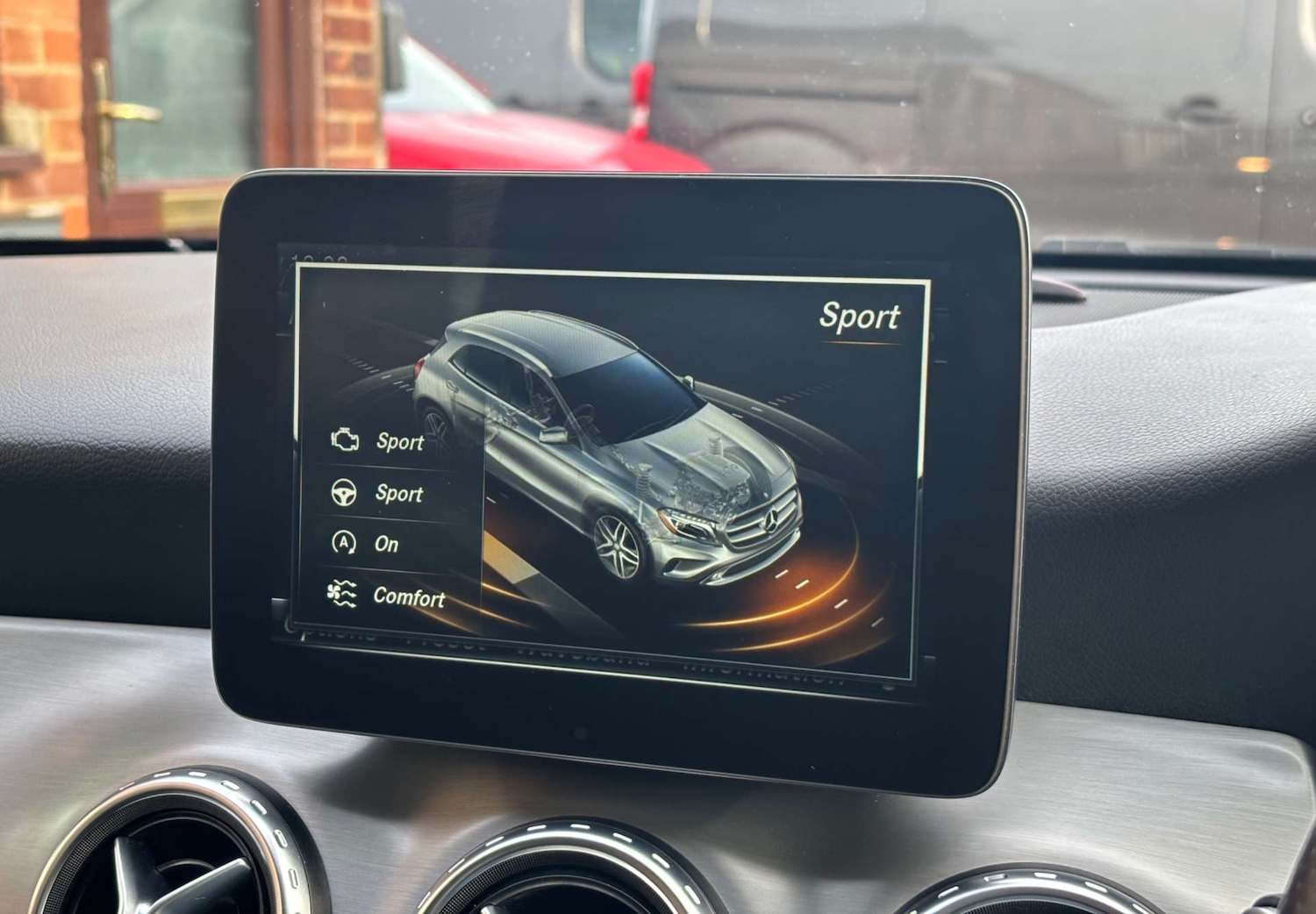 Used Mercedes-Benz GLA 2016 for sale - 77107215: Photo 46