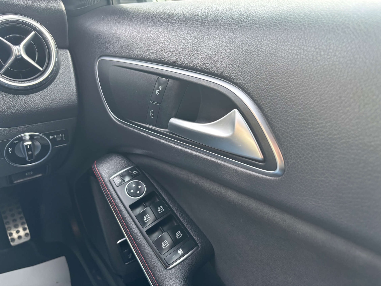 Used Mercedes-Benz GLA 2016 for sale - 77107215: Photo 64