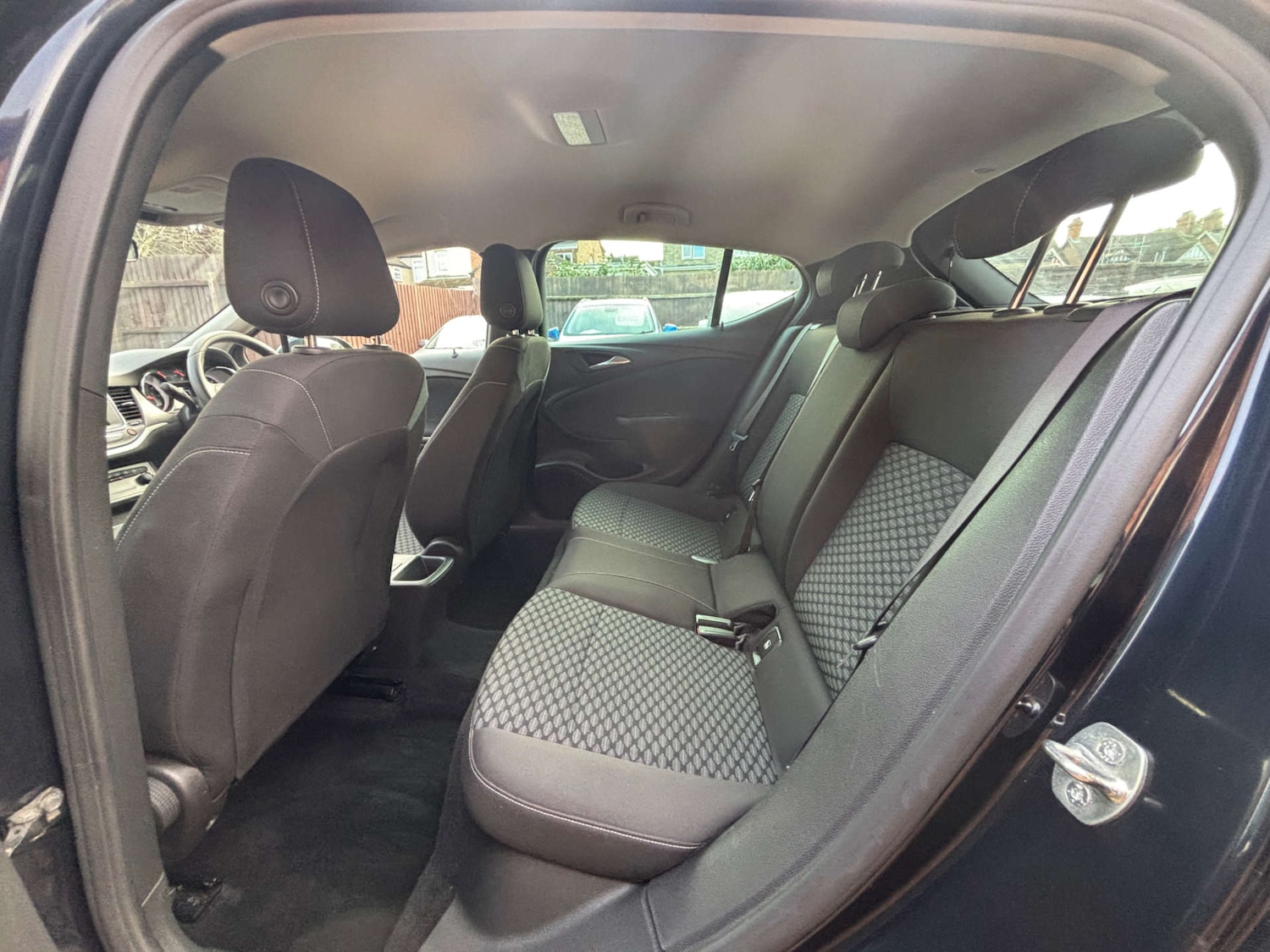 Used Vauxhall Astra 2018 for sale - 77065411: Photo 25