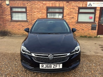 Used Vauxhall Astra 2018 for sale - 77065411: Photo