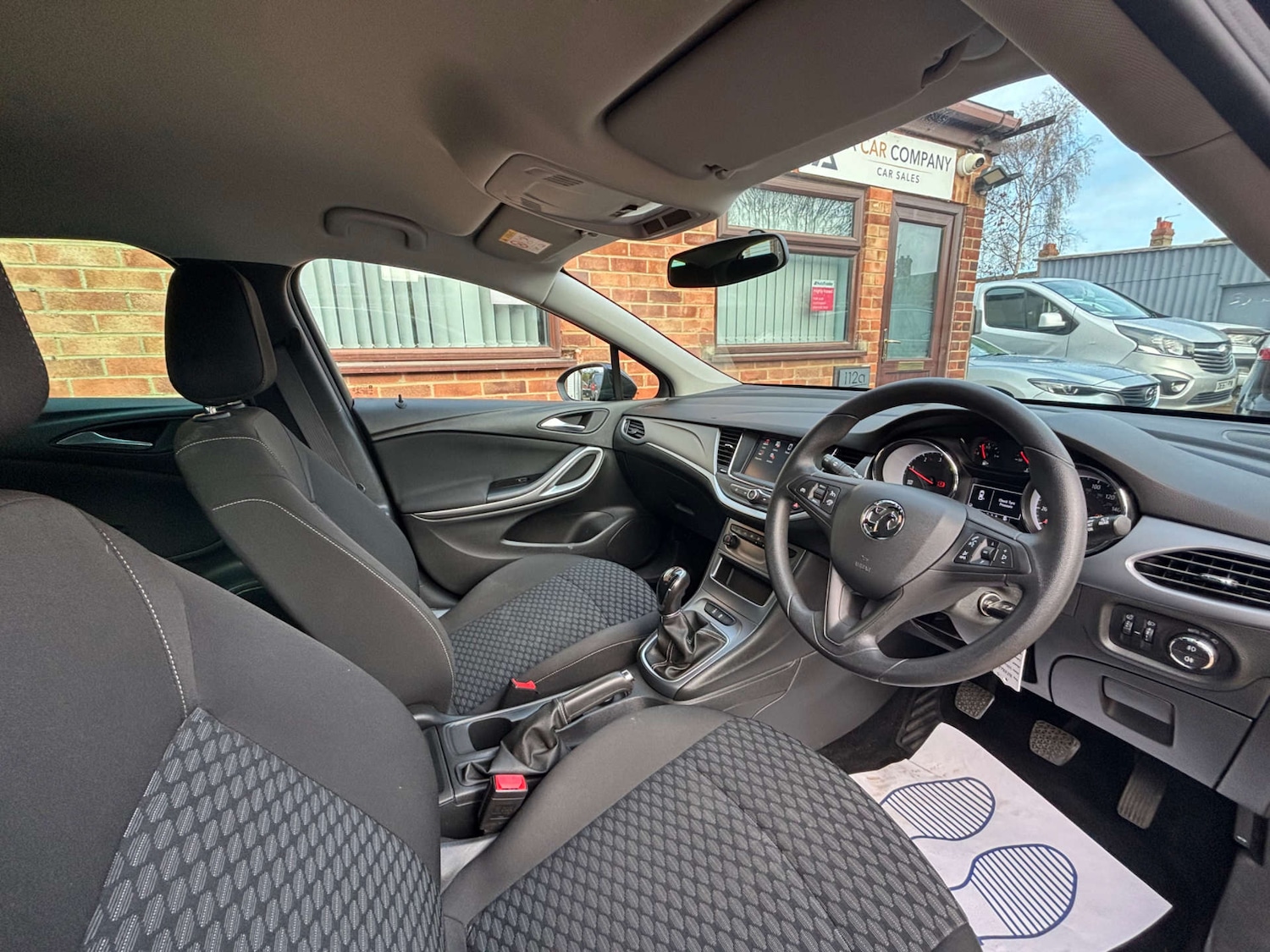 Used Vauxhall Astra 2018 for sale - 77065411: Photo 32