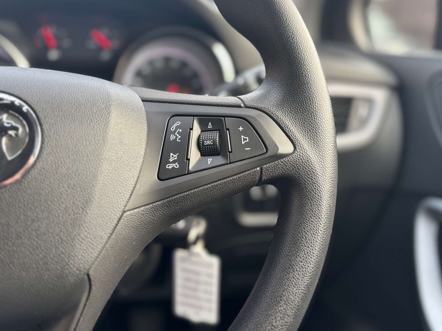 Used Vauxhall Astra 2018 for sale - 77065411: Photo 45