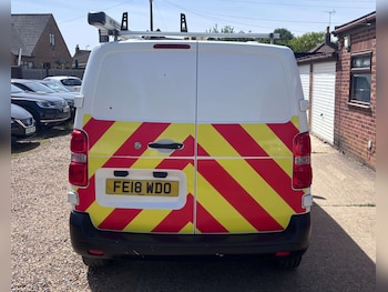Used Peugeot Expert 2018 for sale - 78984092: Photo