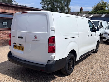 Used Peugeot Expert 2018 for sale - 79176652: Photo