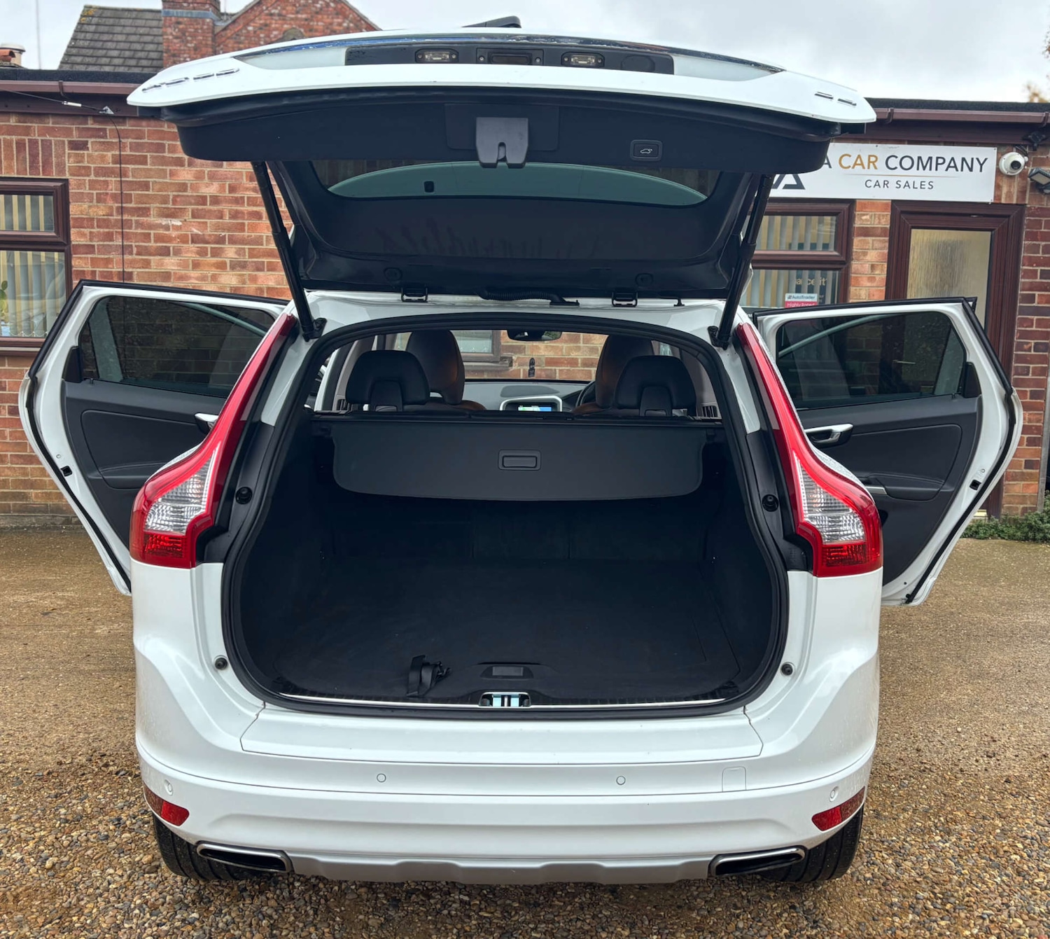 Used Volvo XC60 2016 for sale - 76681857: Photo 12