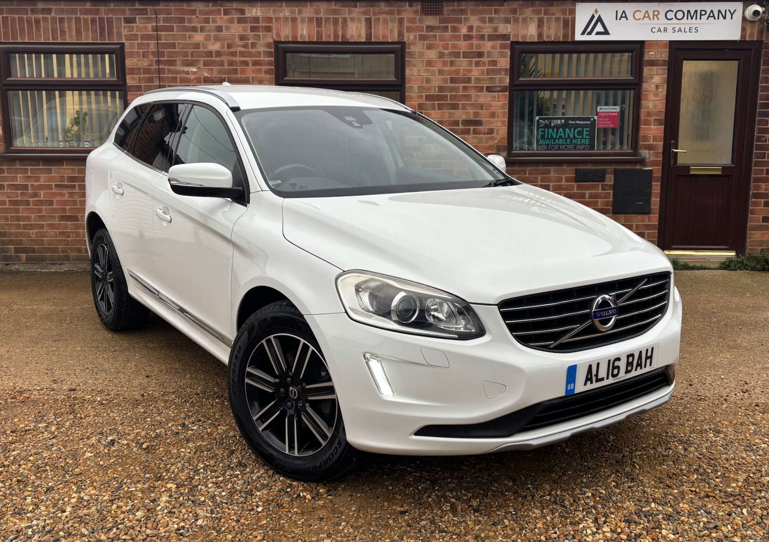 Used Volvo XC60 2016 for sale - 76681857: Photo 15
