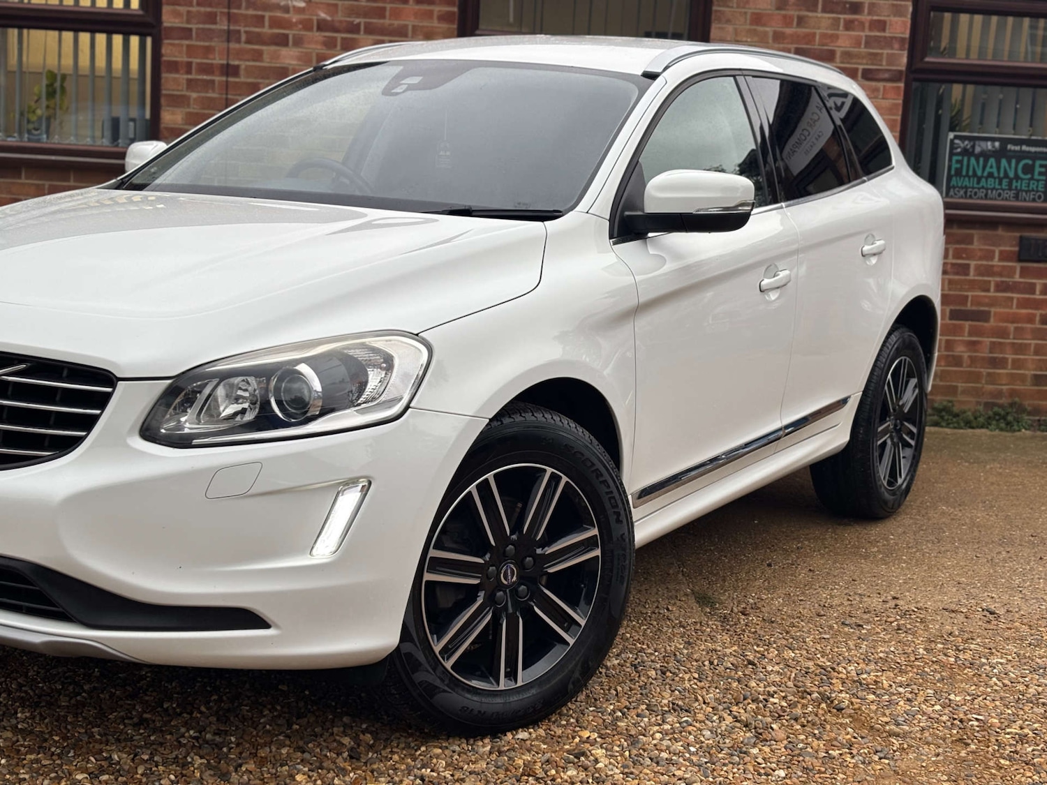 Used Volvo XC60 2016 for sale - 76681857: Photo 19