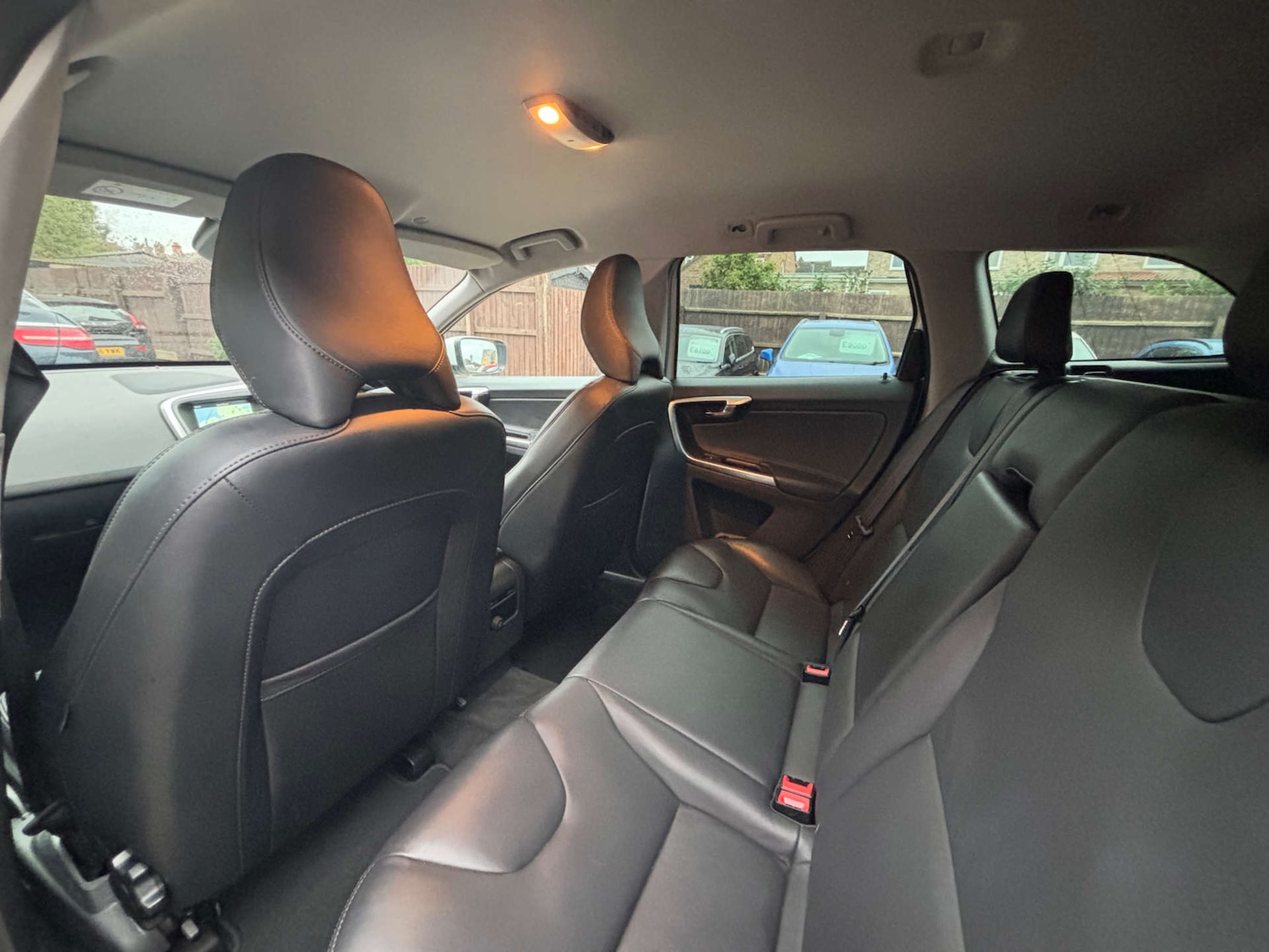 Used Volvo XC60 2016 for sale - 76681857: Photo 28