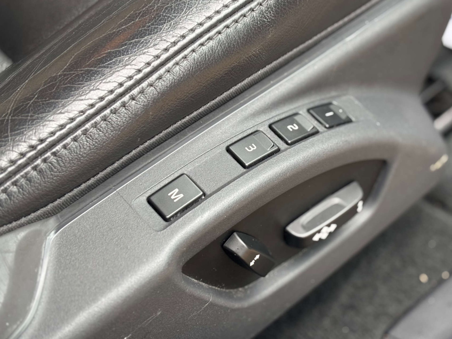 Used Volvo XC60 2016 for sale - 76681857: Photo 38