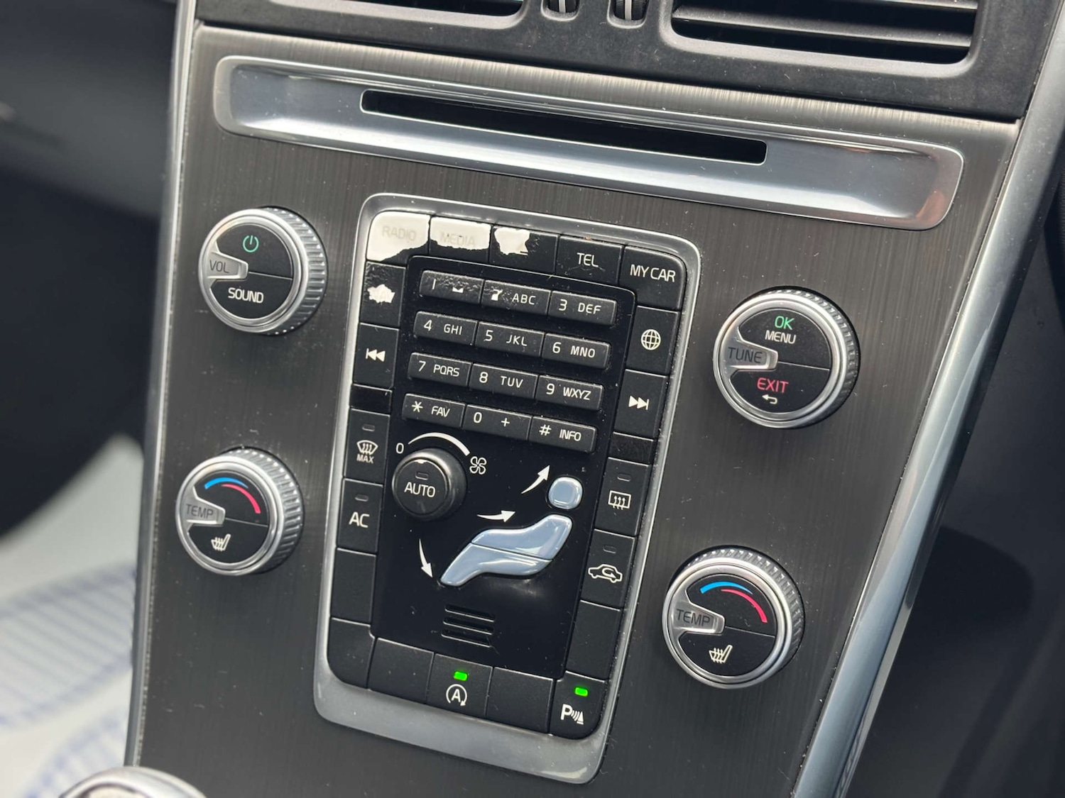 Used Volvo XC60 2016 for sale - 76681857: Photo 43