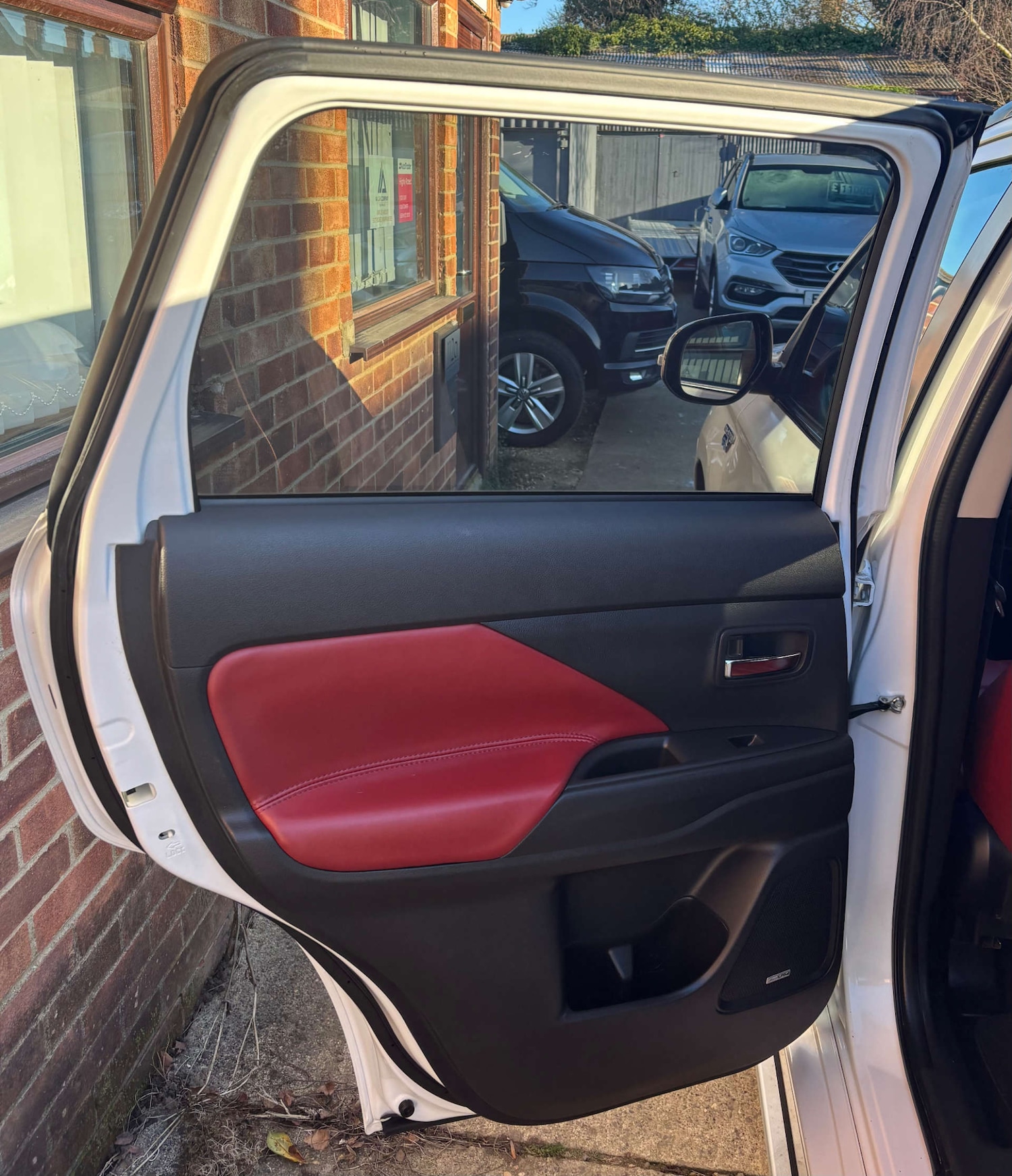 Used Mitsubishi Outlander 2015 for sale - 77406072: Photo 33