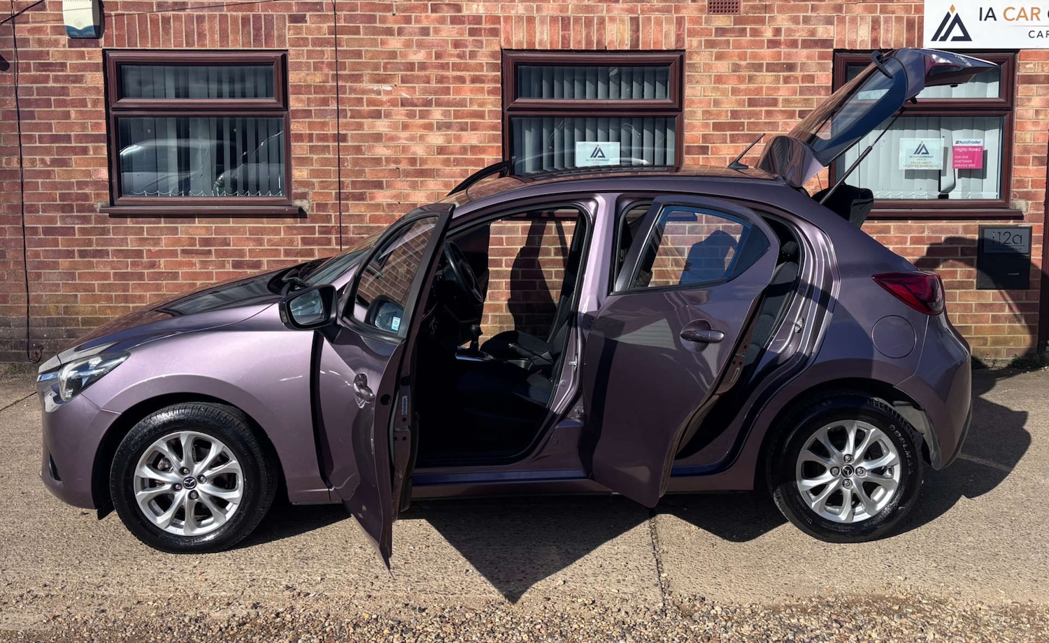 Used Mazda Mazda2 2016 for sale - 77847498: Photo 10