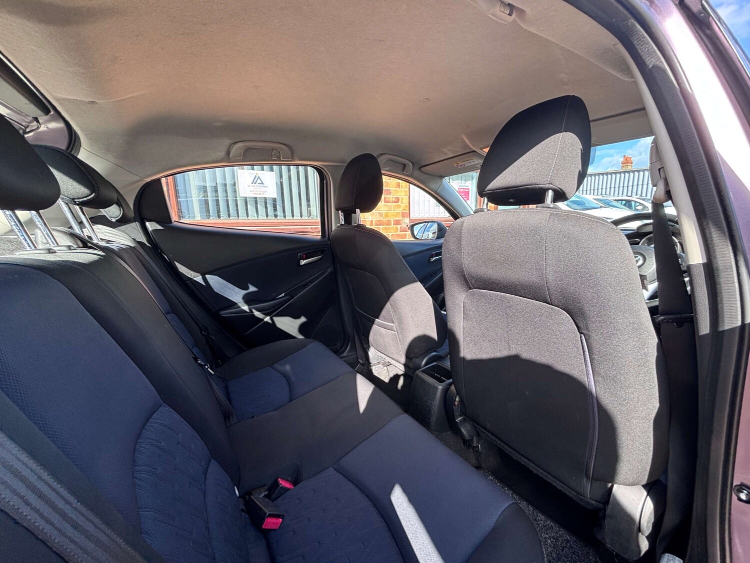 Used Mazda Mazda2 2016 for sale - 77847498: Photo 22