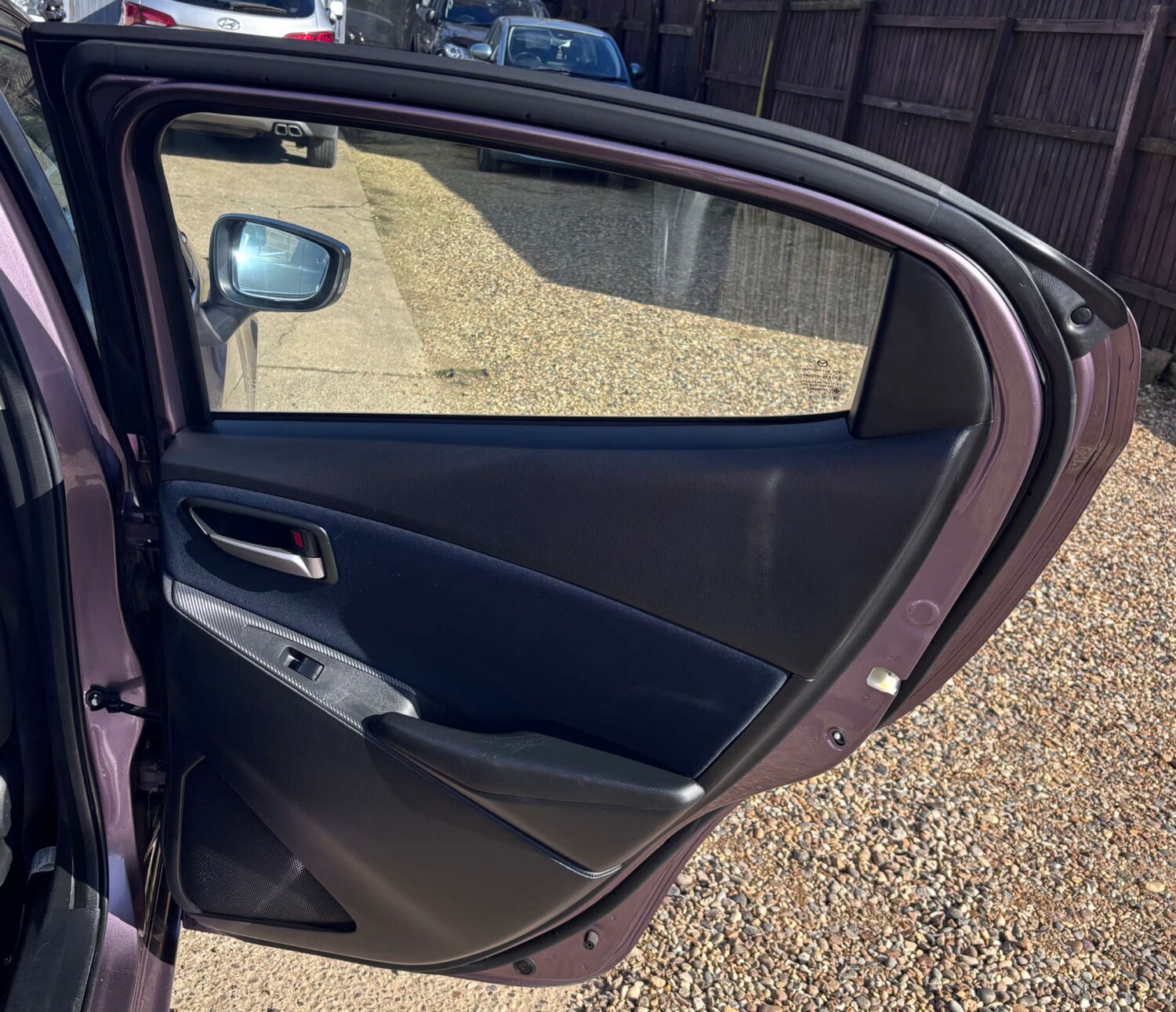 Used Mazda Mazda2 2016 for sale - 77847498: Photo 24