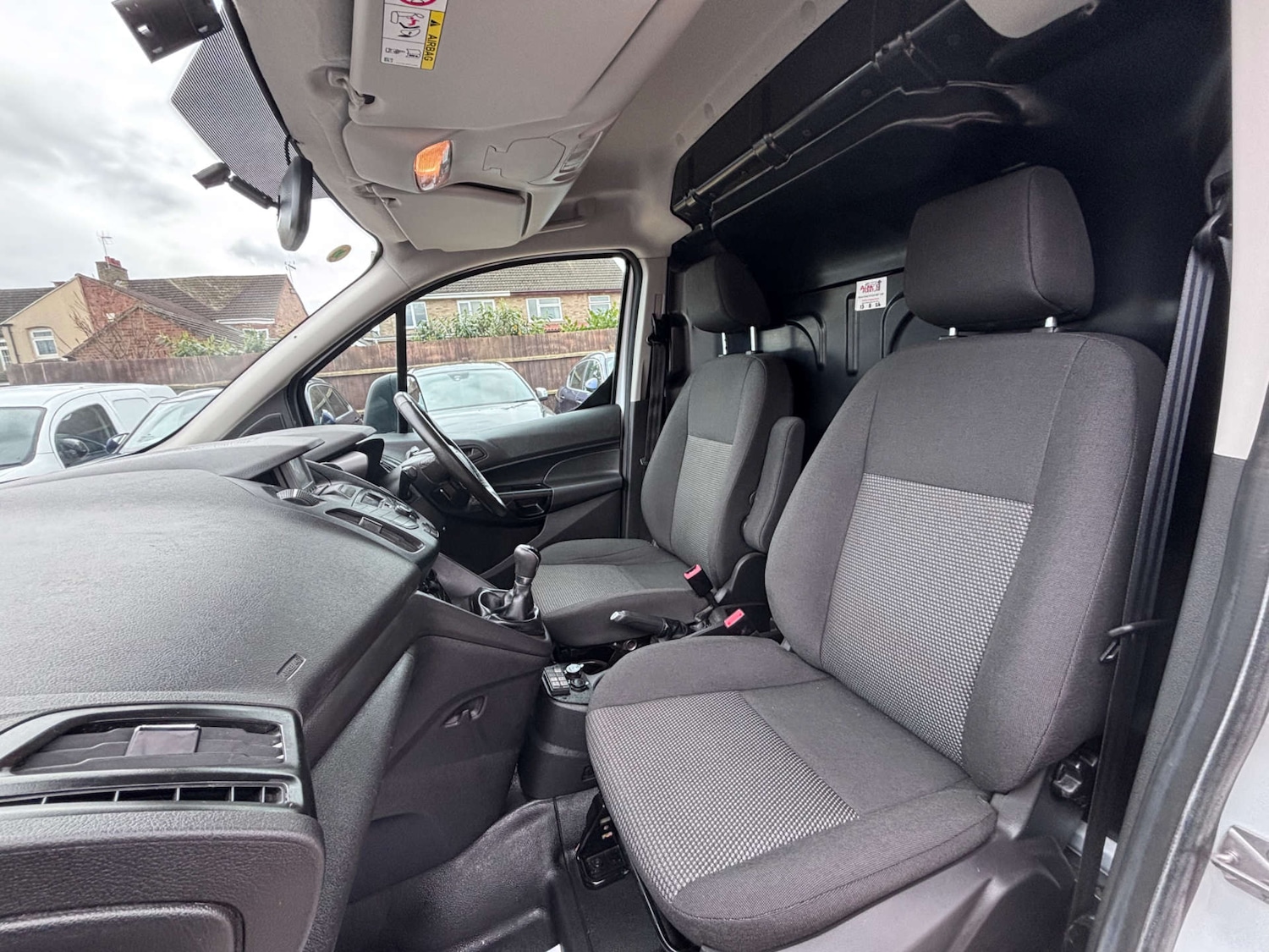 Used Ford Transit Connect 2018 for sale - 77905920: Photo 16