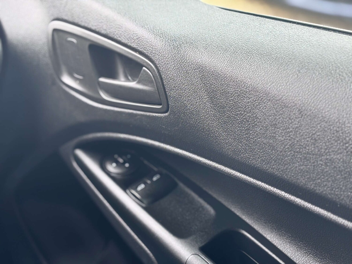 Used Ford Transit Connect 2018 for sale - 77905920: Photo 37