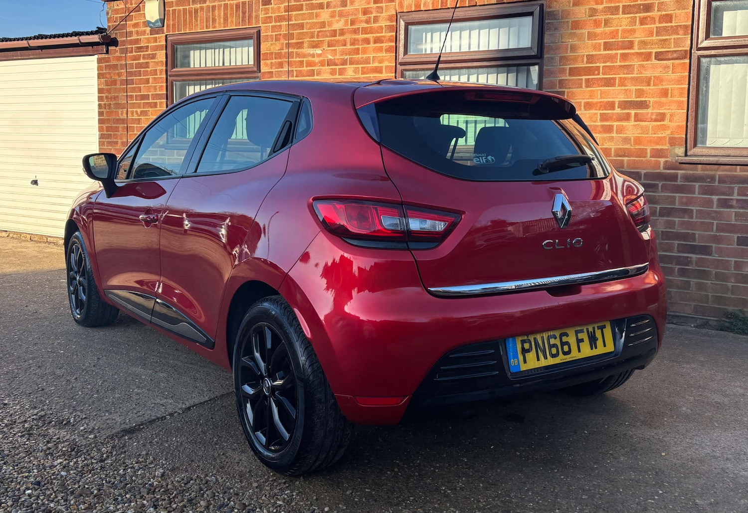 Used Renault Clio 2016 for sale - 77094966: Photo 12