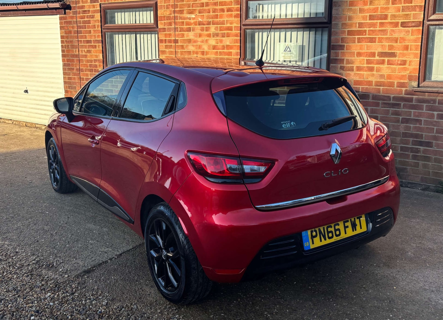 Used Renault Clio 2016 for sale - 77094966: Photo 5