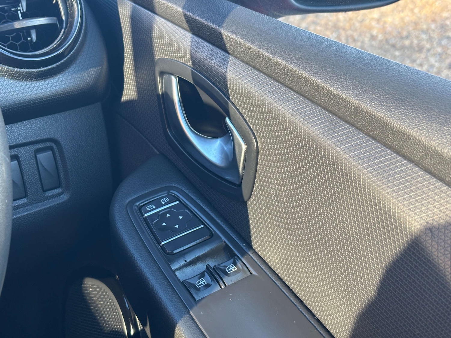 Used Renault Clio 2016 for sale - 77094966: Photo 50