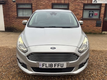 Used Ford S-Max 2018 for sale - 76961807: Photo