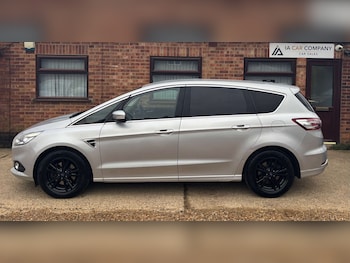Used Ford S-Max 2018 for sale - 76961807: Photo