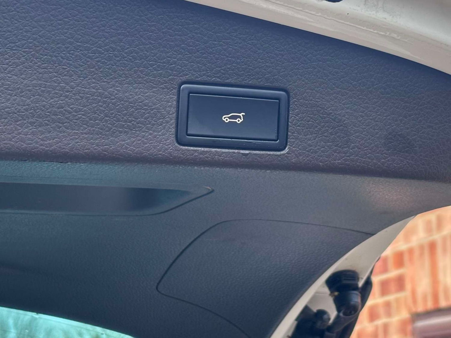 Used Volkswagen Touareg 2014 for sale - 77236262: Photo 24