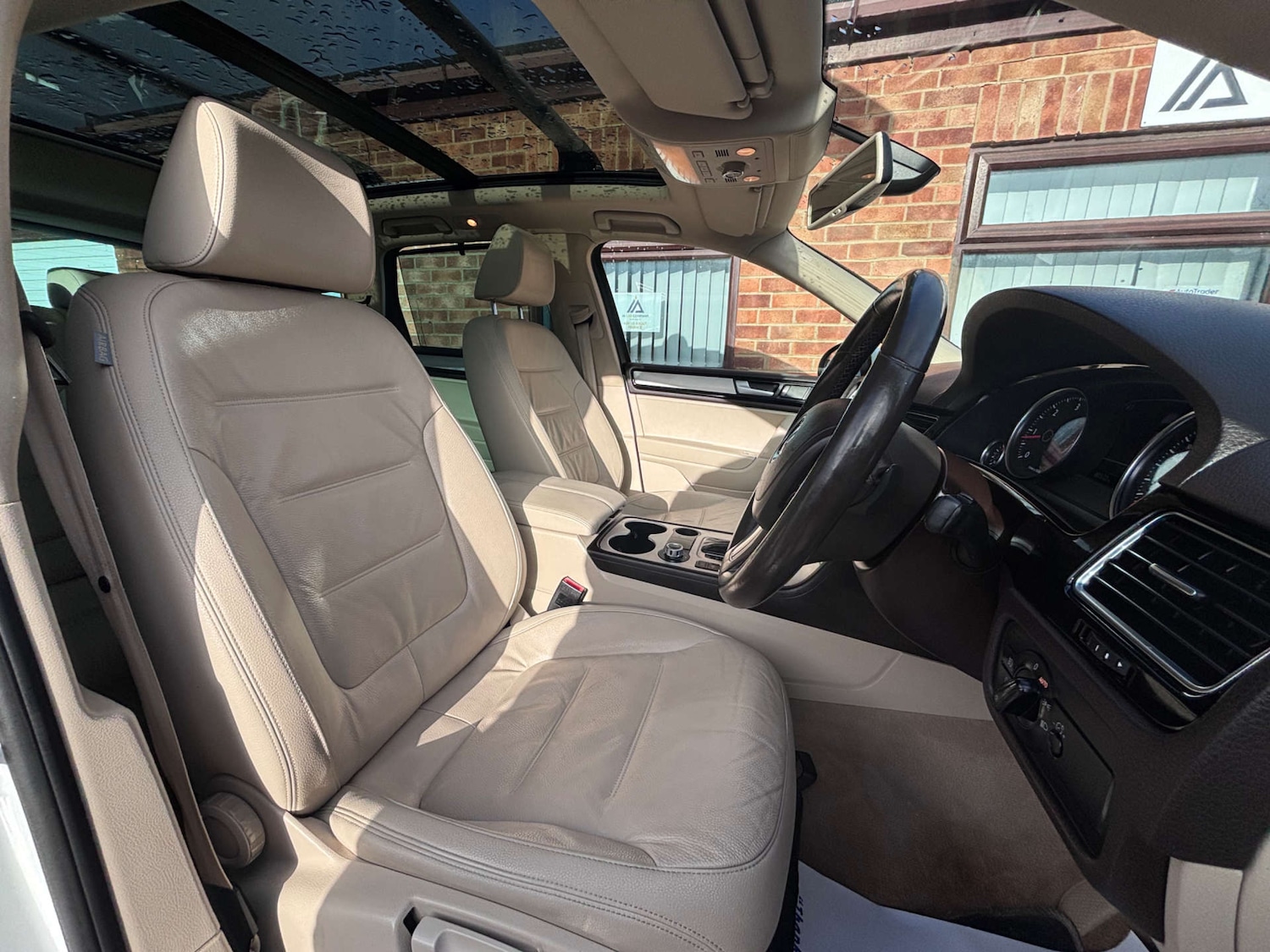 Used Volkswagen Touareg 2014 for sale - 77236262: Photo 3